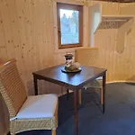 Holzjurten By Julka - Self Checkin Finkenstein am Faaker See