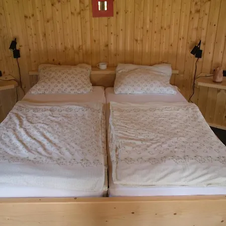 Lodge Holzjurten By Julka - Self Checkin Finkenstein am Faaker See