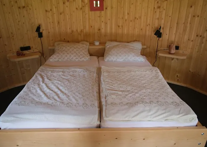 Lodge Holzjurten By Julka - Self Checkin Finkenstein am Faaker See